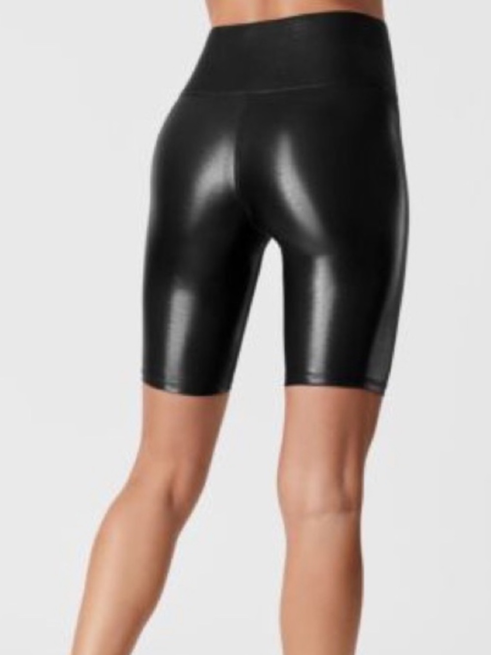Carbon38 High Rise Biker Short In Takara Shine Black Size XXS - Picture 3 of 14